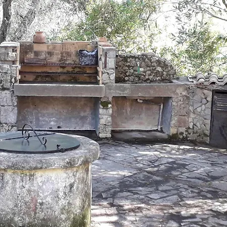 House In The Olive Garden * Ágios Ioánnis