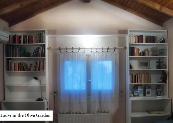 House In The Olive Garden * Ágios Ioánnis