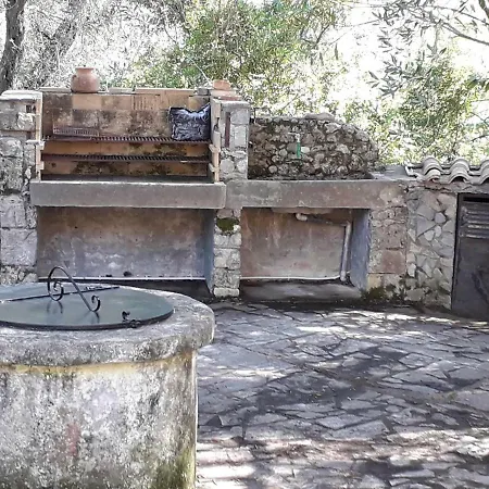 House In The Olive Garden * Ágios Ioánnis